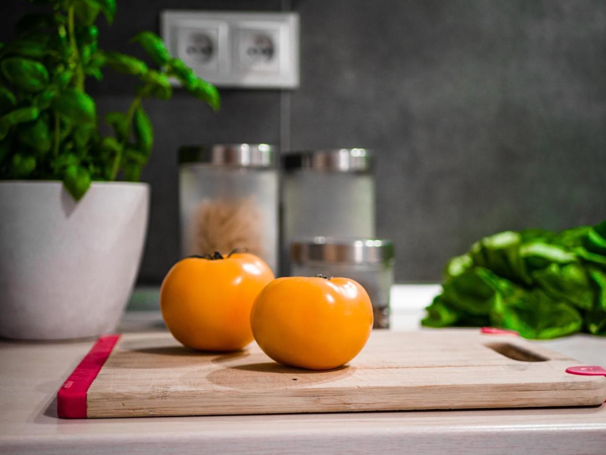 Apartamenty Homely Place Blisko Starego Rynku - Parking Poznan Ngoại thất bức ảnh