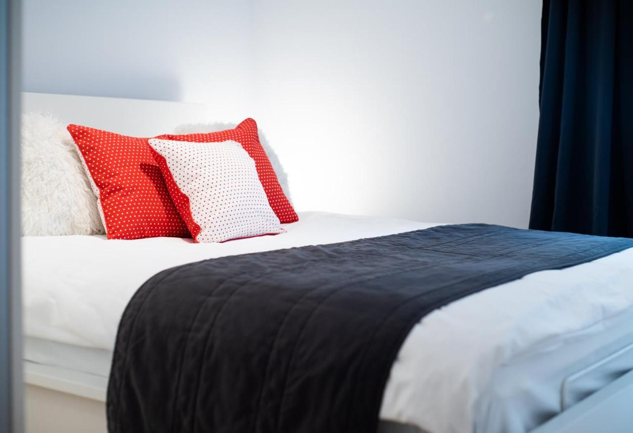 Apartamenty Homely Place Blisko Starego Rynku - Parking Poznan Ngoại thất bức ảnh