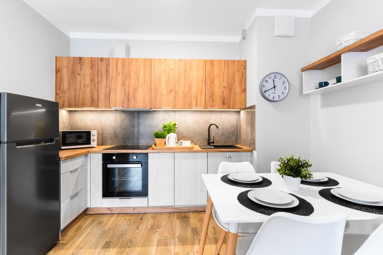 Apartamenty Homely Place Blisko Starego Rynku - Parking Poznan Ngoại thất bức ảnh