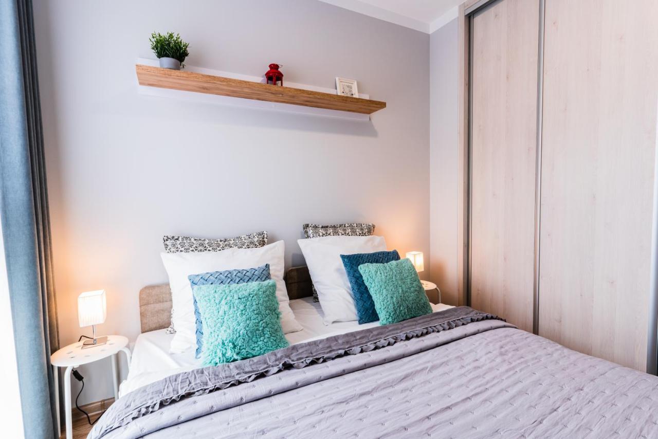 Apartamenty Homely Place Blisko Starego Rynku - Parking Poznan Ngoại thất bức ảnh
